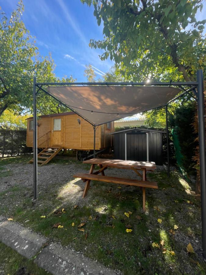 Camping Oliana Exterior foto